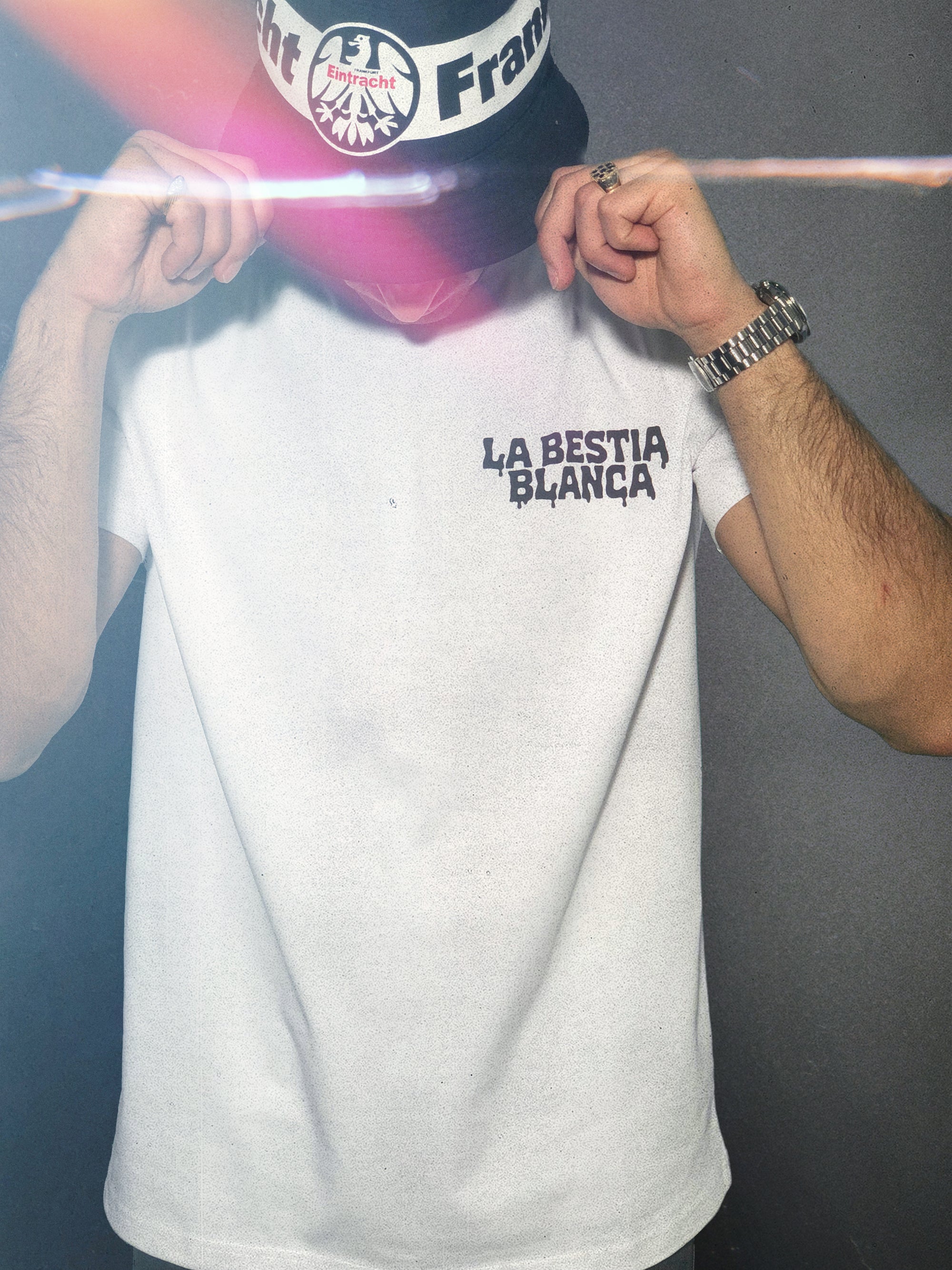 LA BESTIA BLANCA T-SHIRT